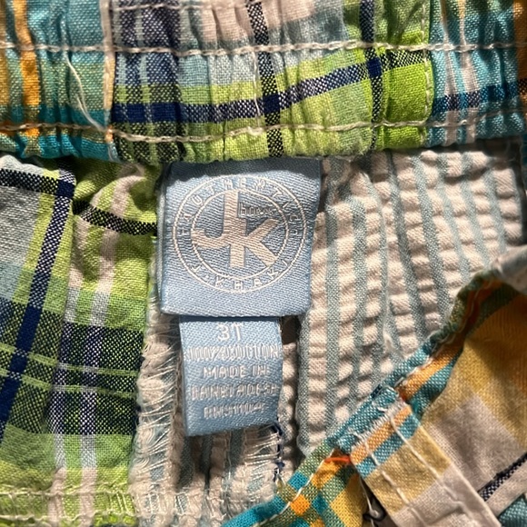 Short & SS Shirt Tools Set, 3T, EUC - Picture 6 of 7